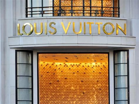 louis vuitton seville spain.